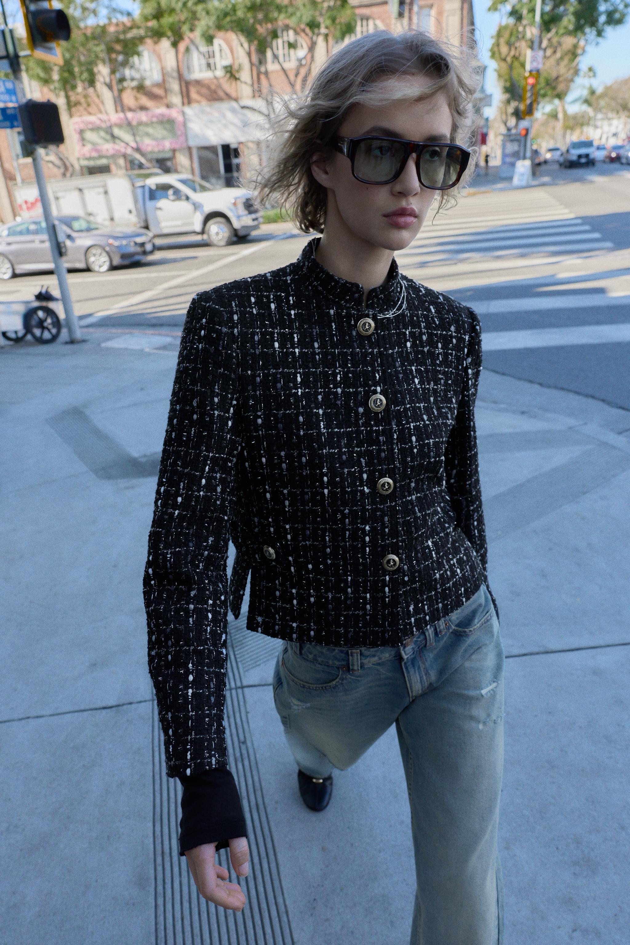 METALLIC THREAD TEXTURED BLAZER